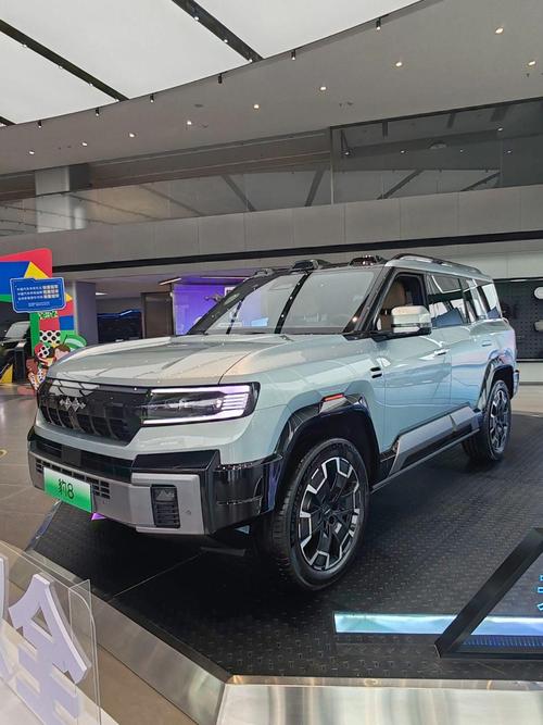 广州136比亚迪方程豹硬派越野的爆款，英菲尼迪35周年与你共成长